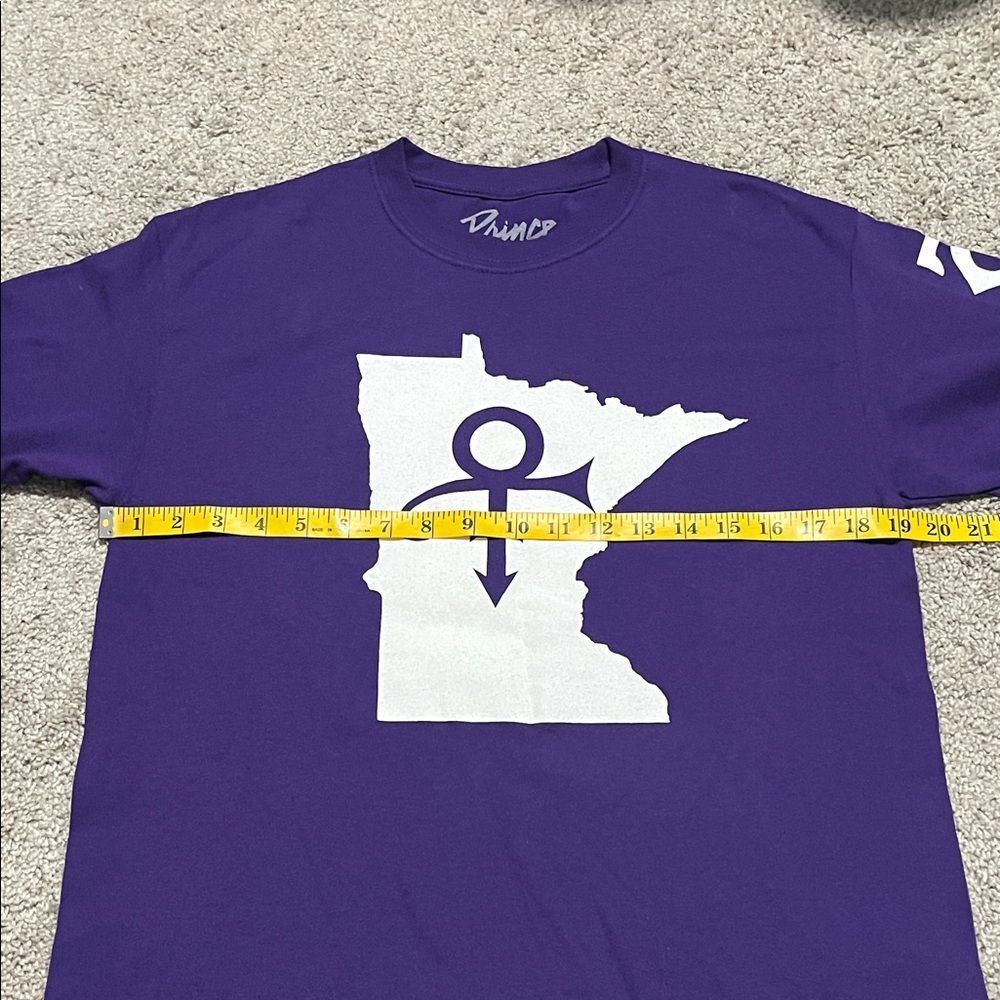 Prince Music Artist Purple White Minnesota Symbol Graphic Pullover T-Shirt - Picture 6 of 7